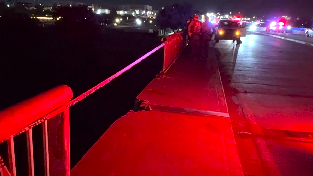 YFD responds to vehicle in Colorado River