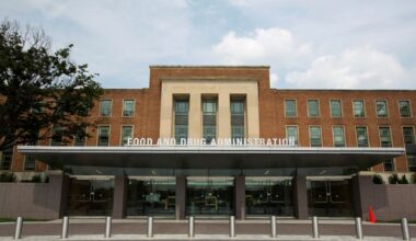 US FDA requests removal of suicide warnings from weight-loss drug labels