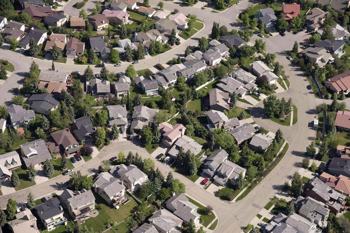 BMO economist says real estate has entered a ‘slow grind’ toward affordability