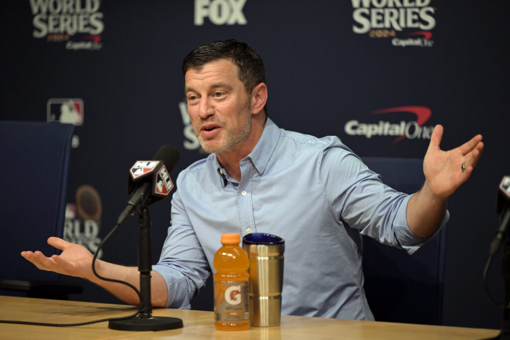 Poll: Will The Dodgers Add A Big Bat In Free Agency?