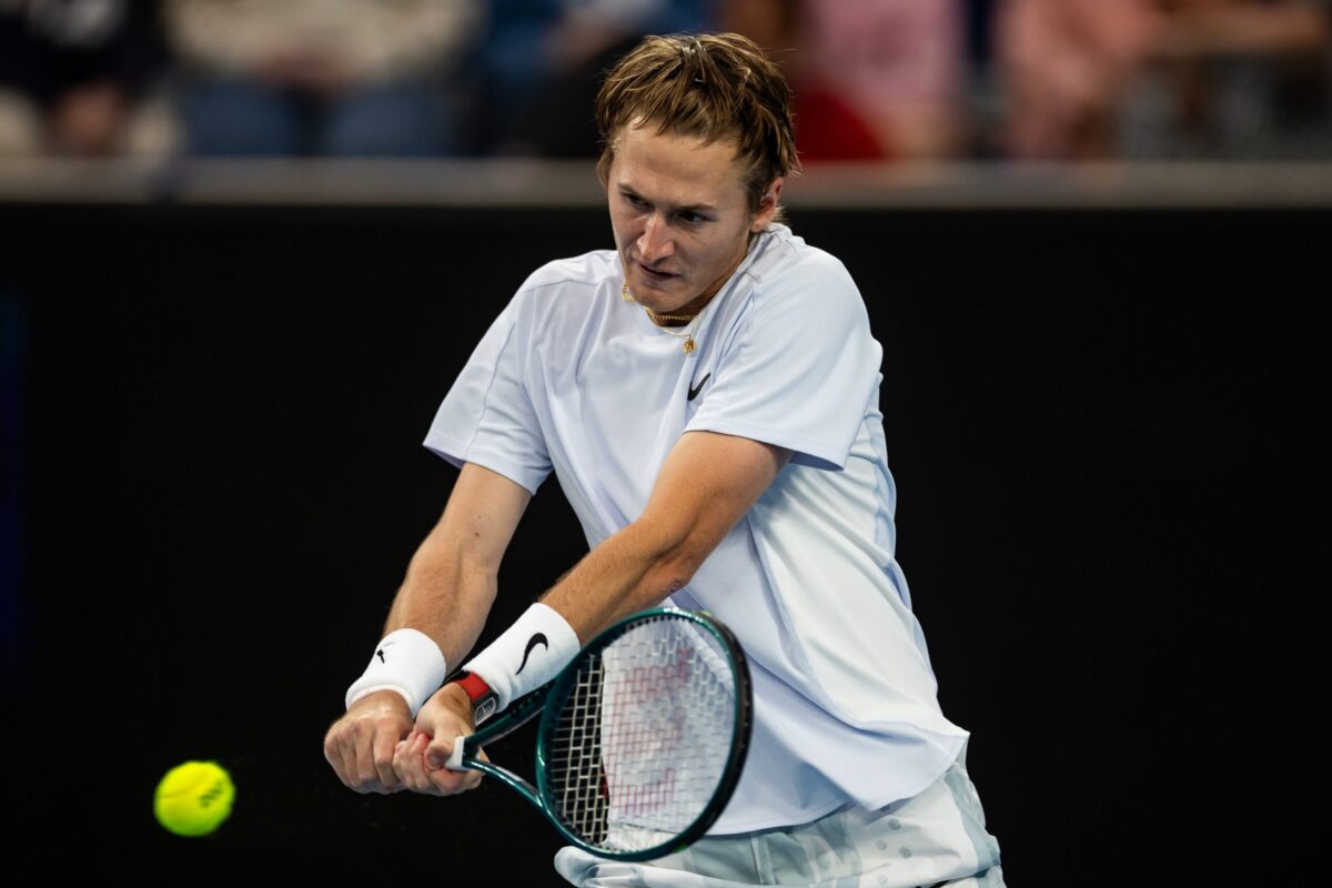 Sebastian Korda in action ahead of ATP Marseille.