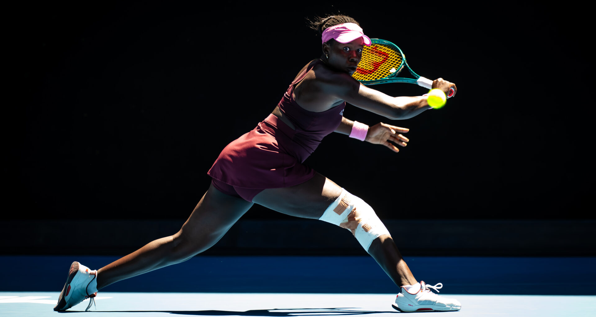 Mboko outlasts Tauson to set up fourth-round test against Sabalenka