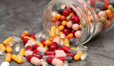 Why you need to think twice before taking antibiotics from local pharmacies