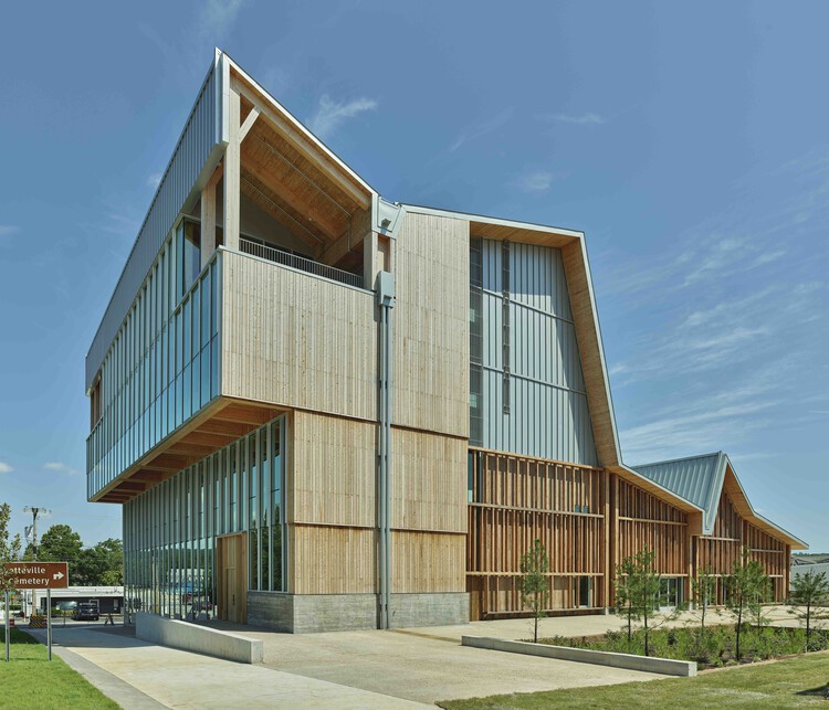Anthony Timberland Center / Grafton Architects - Image 1 of 20