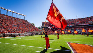 Nike Swoosh Logo White