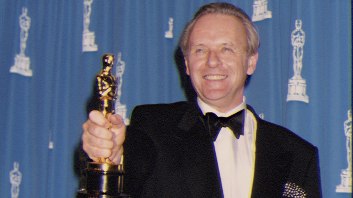 Anthony Hopkins at the 64th Academy Awards in 1992 