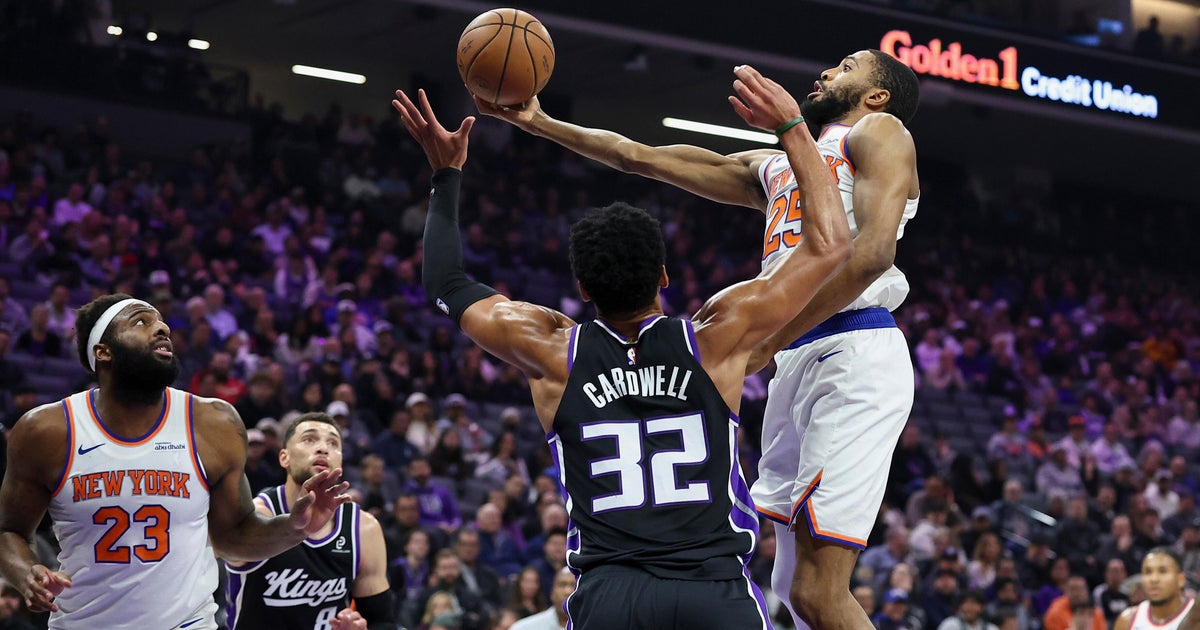 Kings spoil Mike Brown's Sacramento return, beat Knicks 112-101