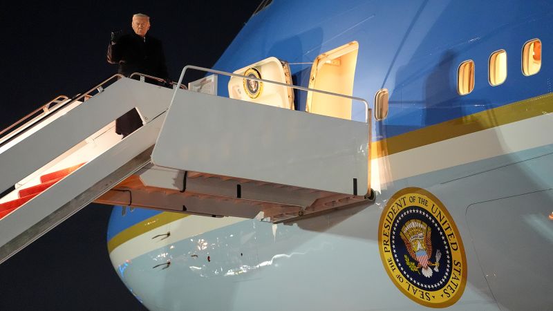 Live updates: Trump en route to Davos, where his Greenland threats top agenda