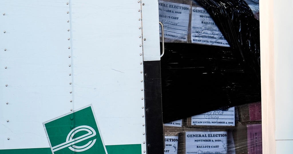 FBI searches Fulton County elections office seeking 2020 ballots. Here's what we know.