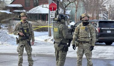 ICE agent shoots, kills a woman amid immigration crackdown