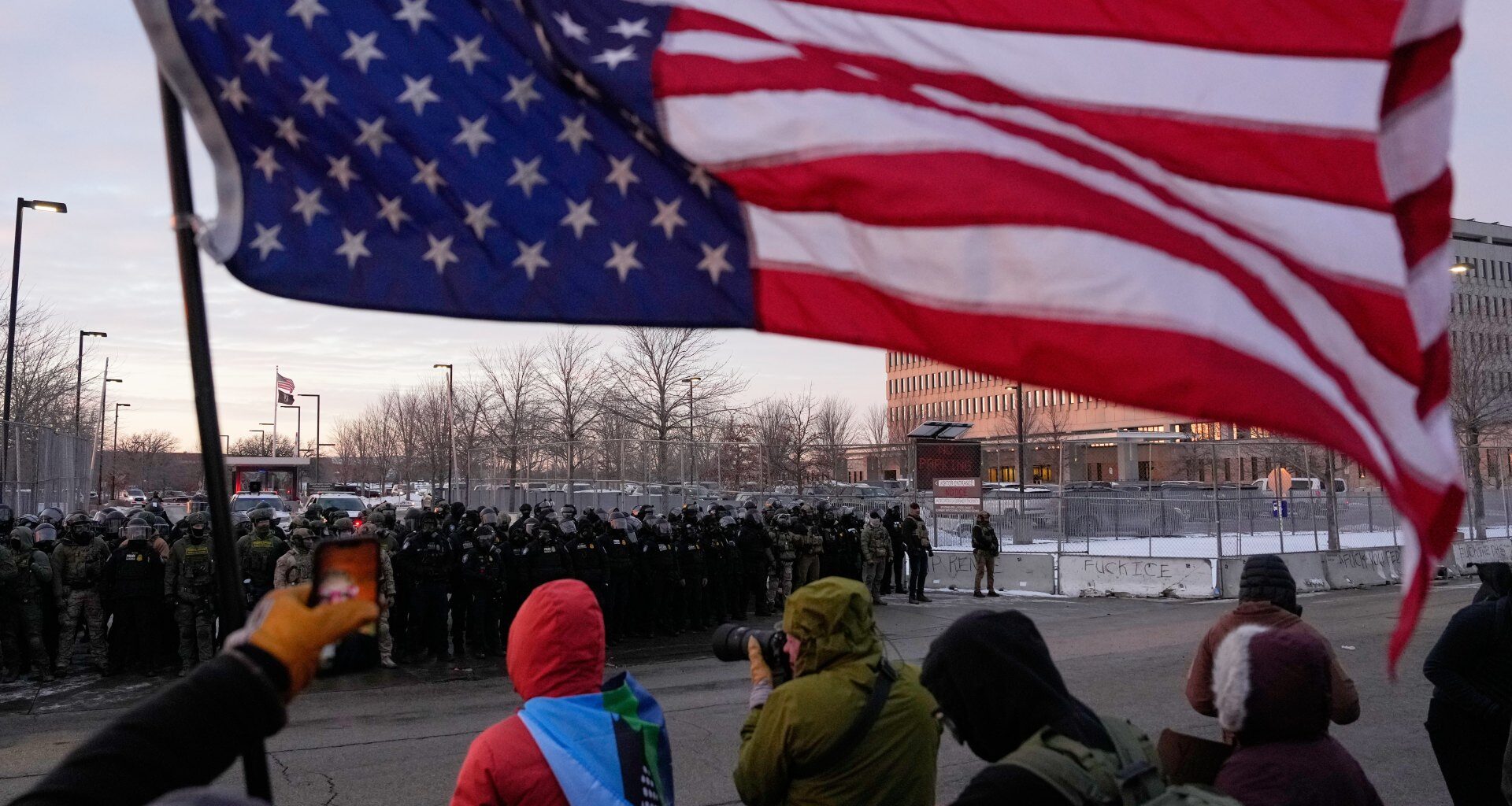 US Pentagon orders troops to prepare for potential Minnesota deployment | Donald Trump News