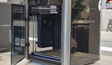 AtomForm Palette 300 3D Prints in 36 Colors With 12 Dedicated Nozzles