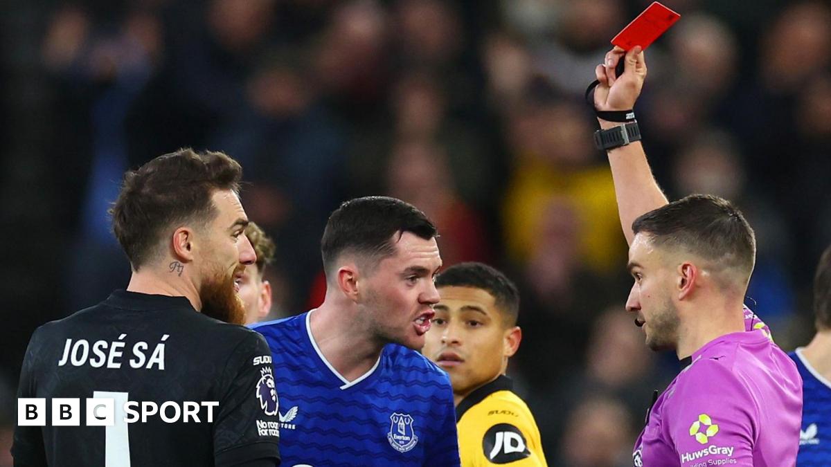 Everton 1-1 Wolves: Hosts have two players sent off in draw