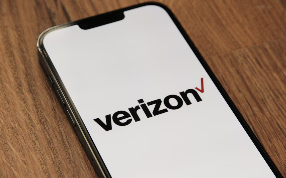 How to claim Verizon's $20 credit for Wednesday's service outage