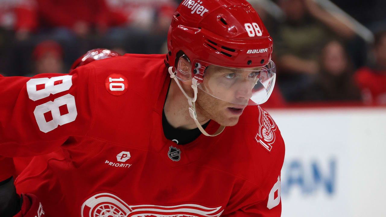 NHL On Tap: Kane resumes pursuit of Modano's U.S.-born scoring record