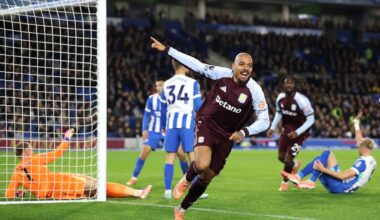 BIRMINGHAM, ENGLAND - DECEMBER 06: Donyell Malen of Aston Villa celebrates his team