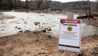 Massive sewage spill flowing into Potomac River upstream from Washington