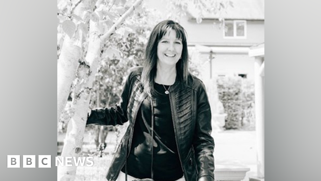 Man jailed for killing Suzanne Cherry in Staffordshire golf course crash