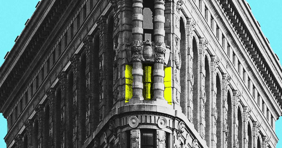 The Secret That Workers Found Gutting the Flatiron Building