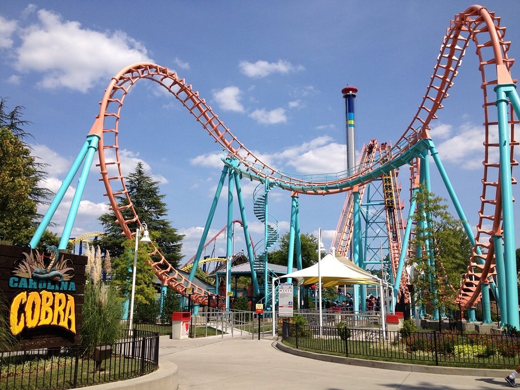 Six Flags to sell $1B in senior notes to refinance debt