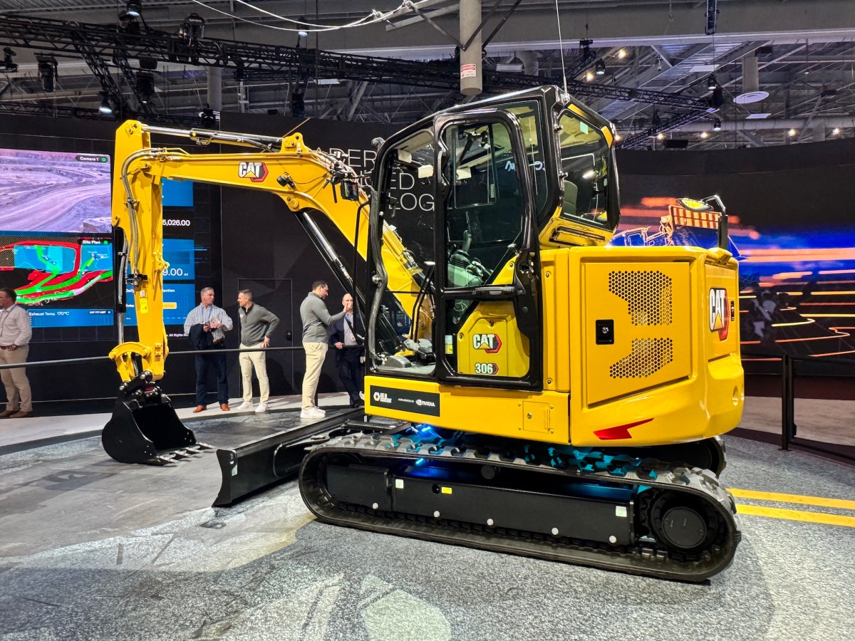 Caterpillar excavator at CES