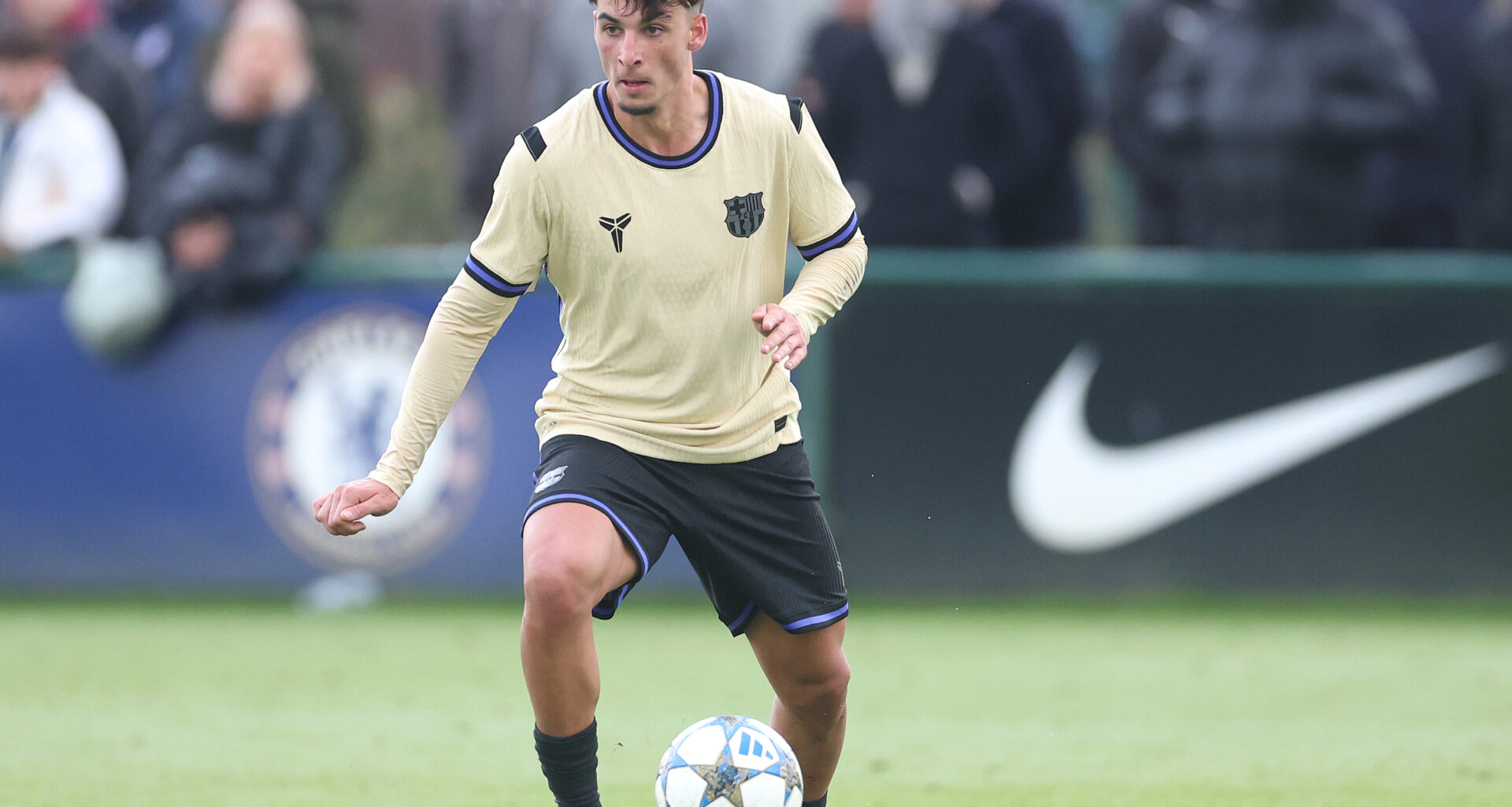 Newcastle make move to sign Barcelona midfielder