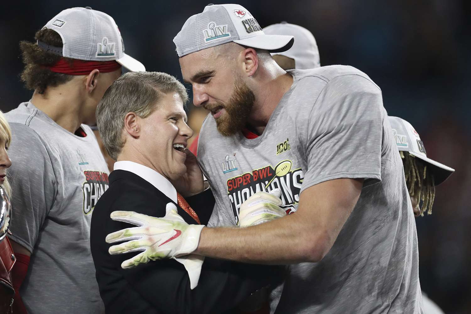 Chiefs Owner Reveals What They’ve Told Travis Kelce About His Retirement Decision
