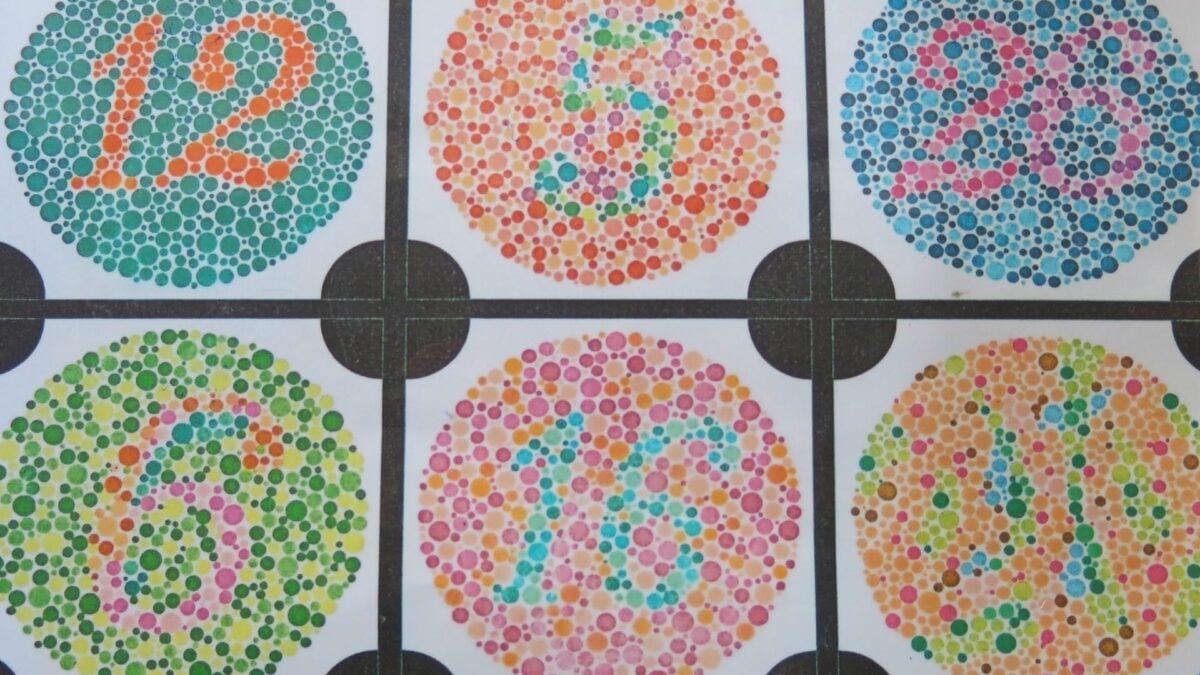 A Bizarre Link Between Colorblindness and Bladder Cancer Might Actually Make Total Sense