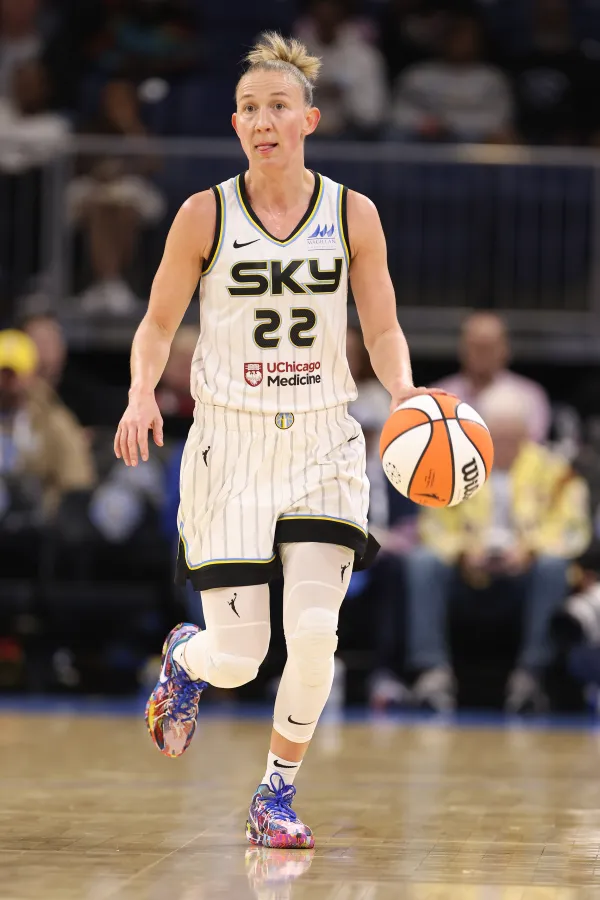 CHICAGO, IL - MAY 06: Courtney Vandersloot #22 of the Chicago Sky brings the ball up court during the first half against the Minnesota Lynx on May 6, 2025 at Wintrust Arena in Chicago, Illinois. (Photo by Melissa Tamez/Icon Sportswire via Getty Images)