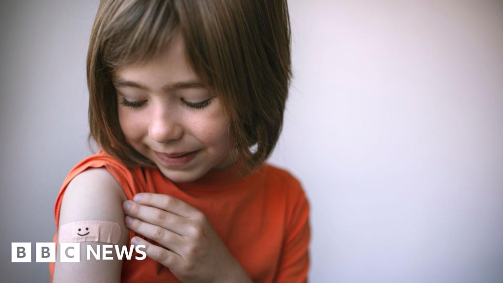 Children from struggling families to be offered jabs at home