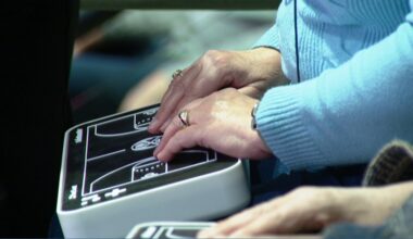 'There is so much more to life than only seeing': Blind Nuggets fan feels the game for the first time