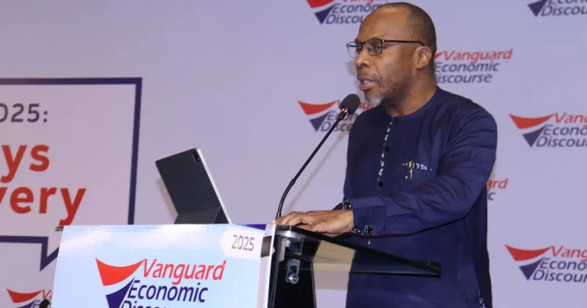 Nigerian Economy Stabilising But Weaknesses Persist: Experts