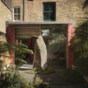 Druid Grove Terrace House / CAN - Exterior Photography, Brick, Garden