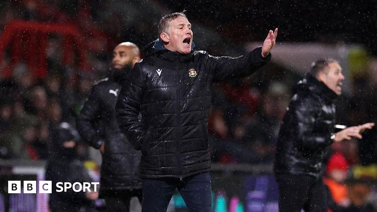 Wrexham boss Phil Parkinson