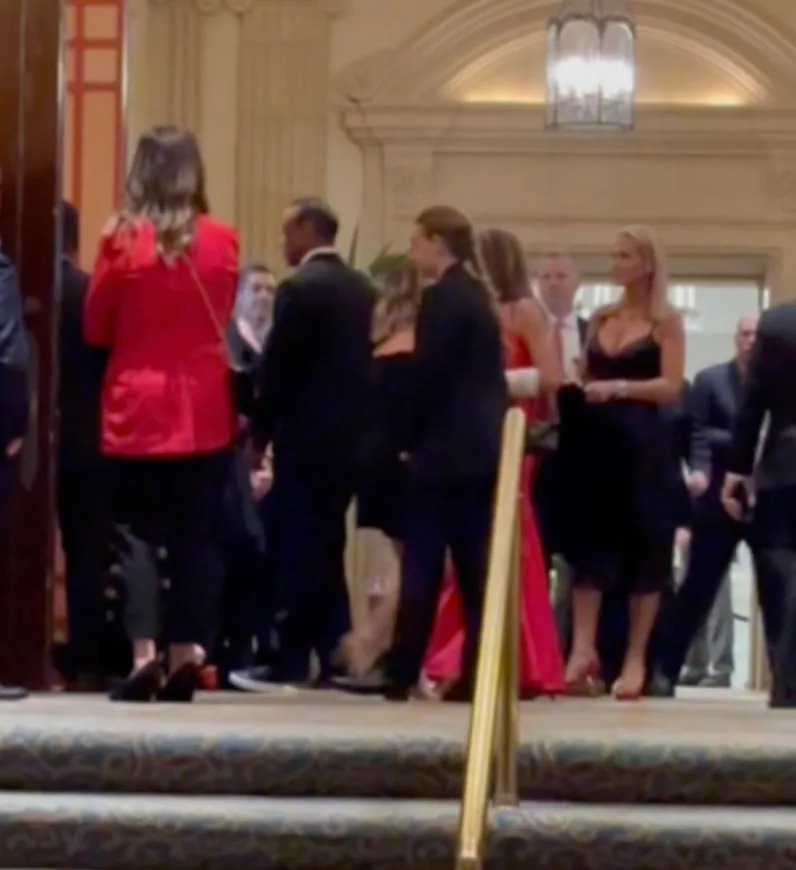 Vanessa wore a spaghetti strap black frock. MEGA