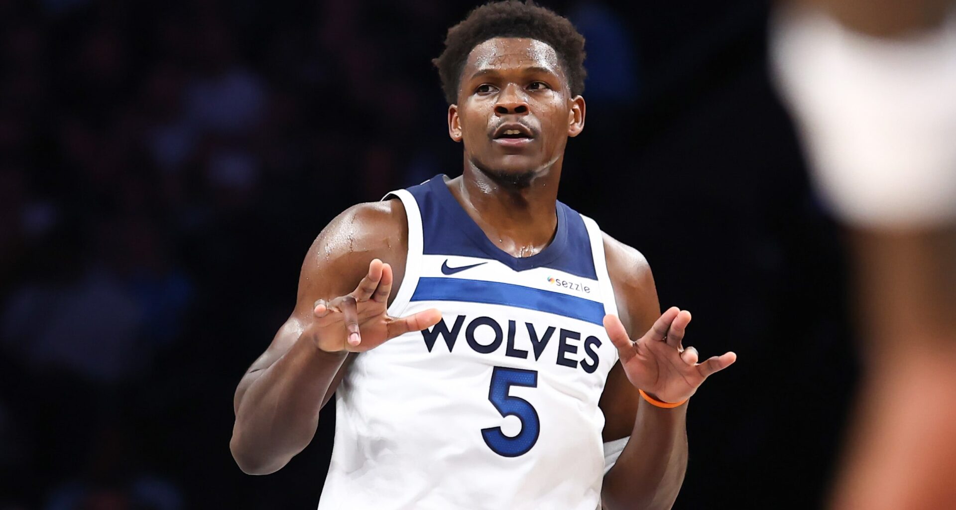 Starting 5: Some Magic in Berlin ... and around the league