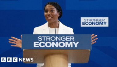 Badenoch apologises for Braverman mental health claim - BBC