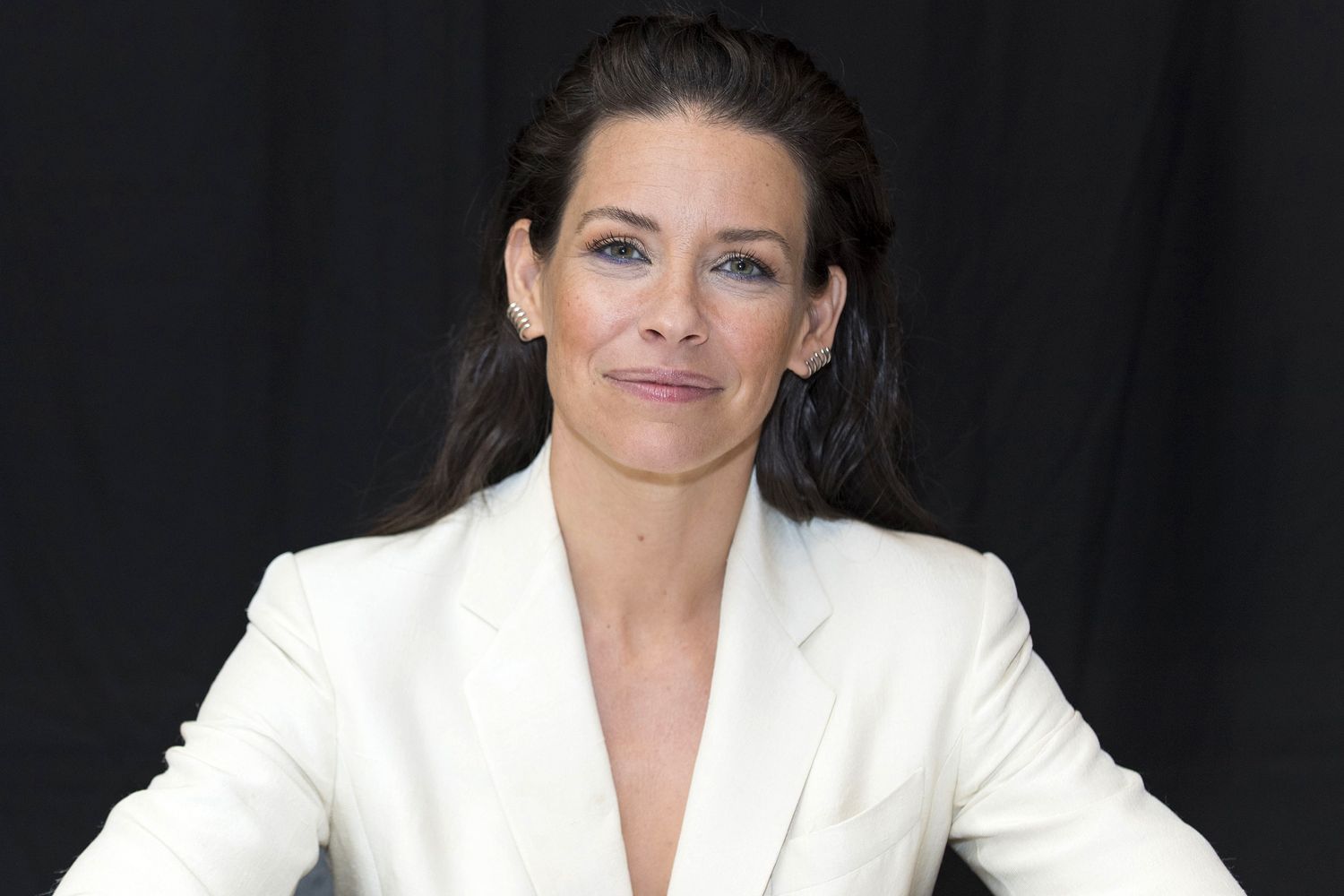 Evangeline Lilly breaks down costly treatment after traumatic brain injury