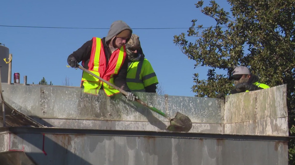 NCDOT gears up for potential record-breaking winter storm in Charlotte this weekend