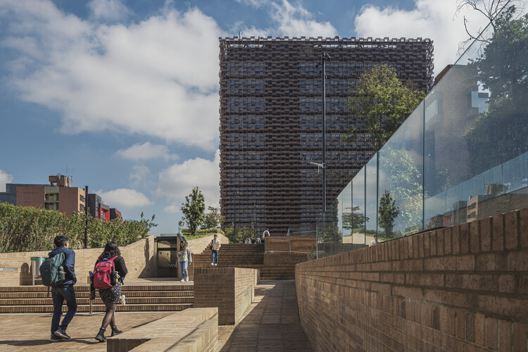 Faculty of Sciences - Pontifical Xavierian University / taller de arquitectura de bogotá - Exterior Photography