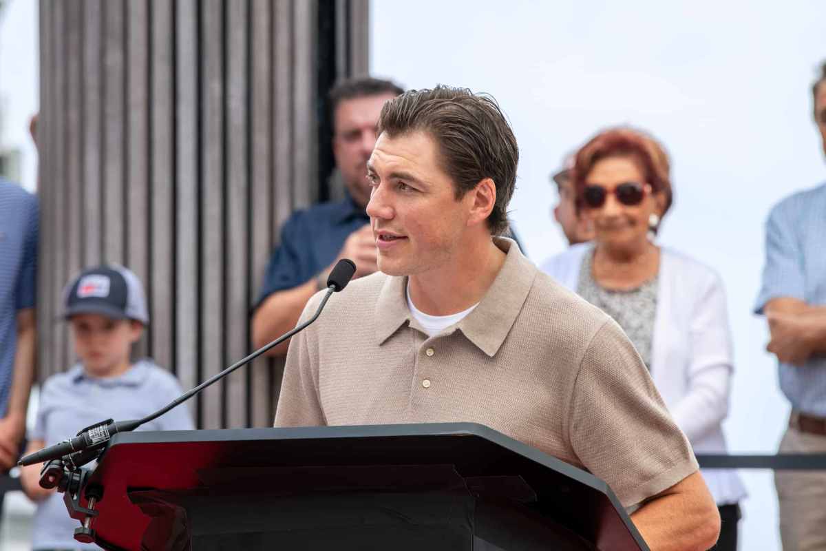 TJ Oshie still dealing with injury issues in retirement, recently tweaked back in pickup basketball game: ‘It’s just something that I’ll deal with’