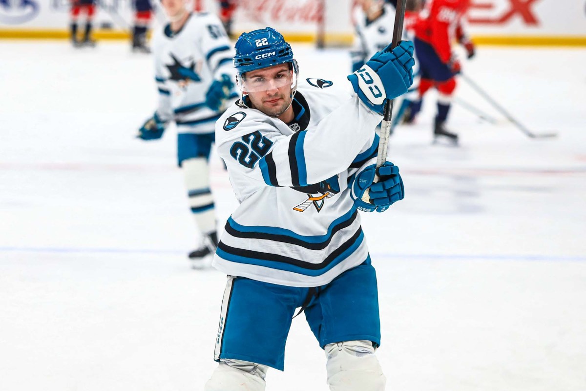 San Jose Sharks place Vincent Iorio on waivers giving Capitals opportunity to reclaim him