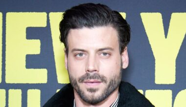 Heated Rivalry’s François Arnaud Unfollows Cast Again, Now Only Follows 1 Account (As Promised!) | Francois Arnaud, Heated Rivalry, Instagram | Celebrity News and Gossip | Entertainment, Photos and Videos