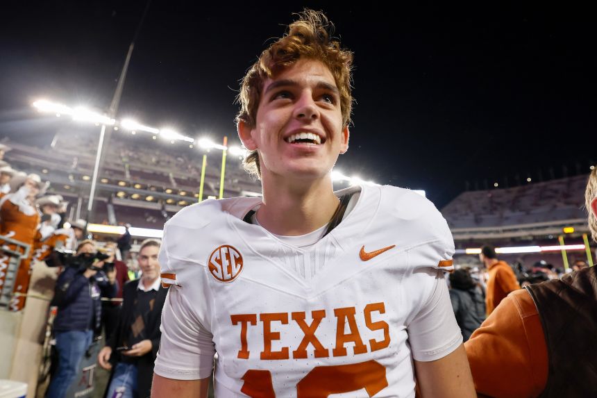 Texas quarterback Arch Manning enjoys the win at Texas A&M last season.