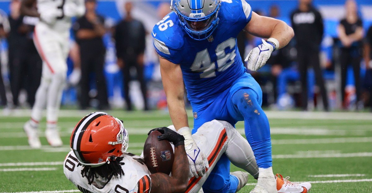 Detroit Lions LB Jack Campbell wins award for top NFL linebacker
