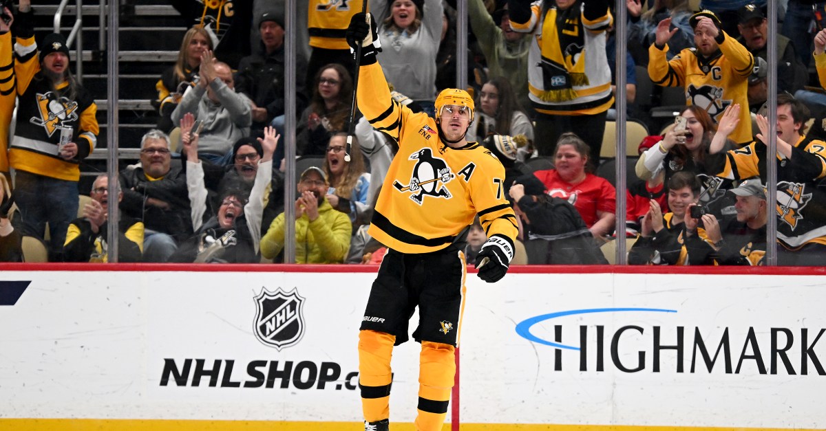Penguins/Devils Recap: Pens shake rust, win big in Malkin’s return