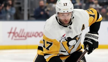 Bryan Rust injured, out today; Rafael-Harvey Pinard called up
