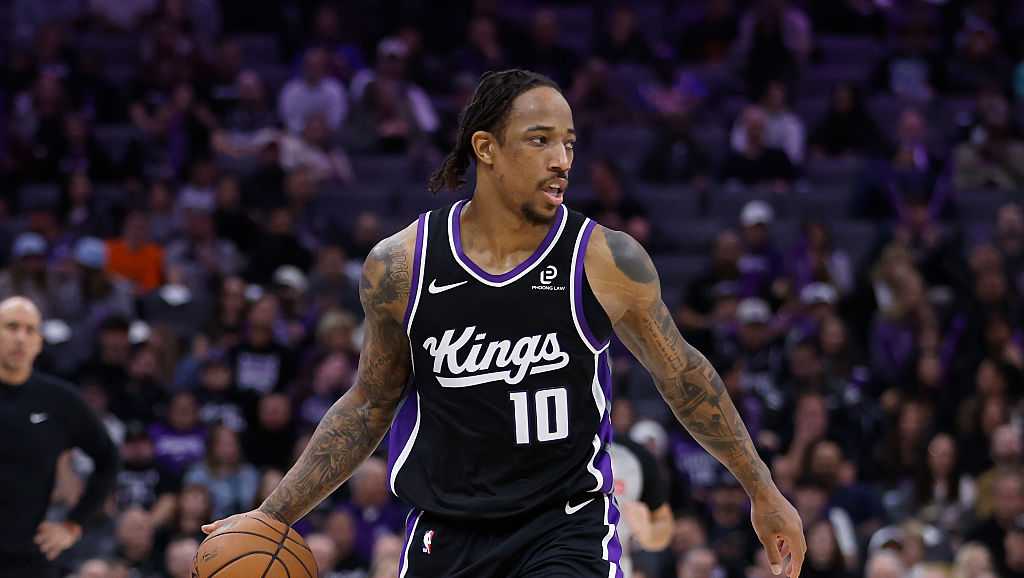 DeRozan moves to 22nd on career scoring list as Kings beat Knicks