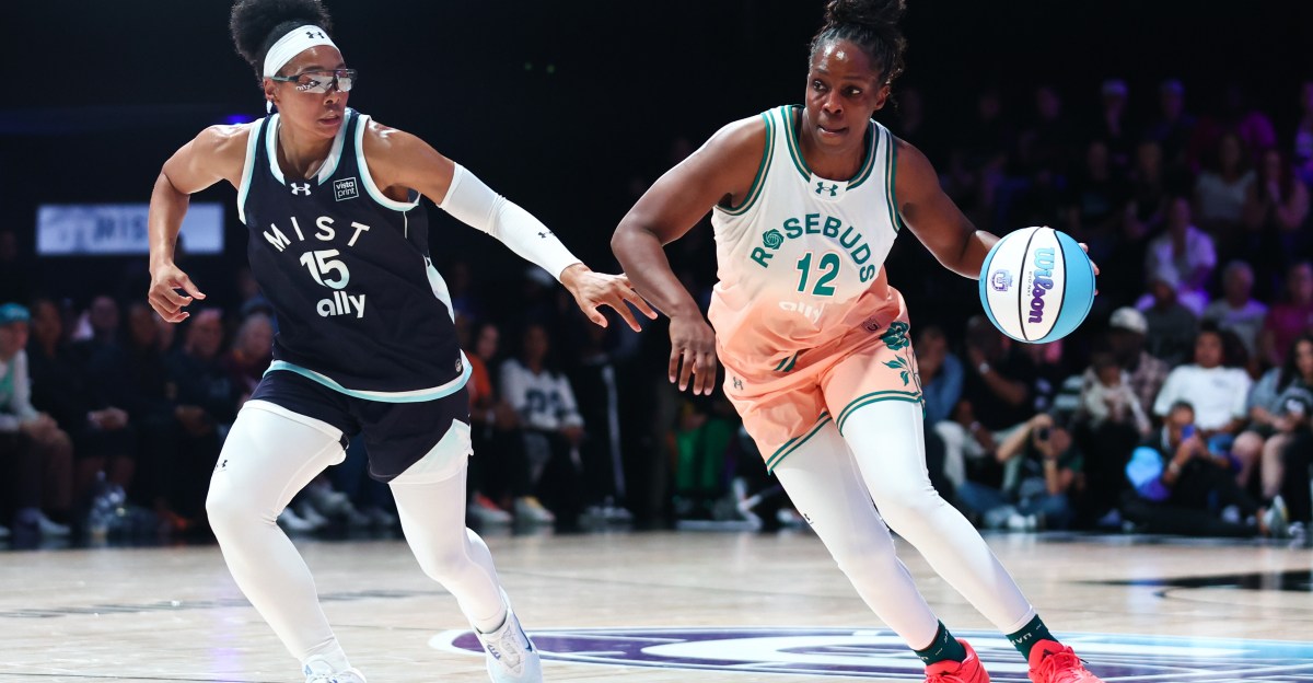 Unrivaled: Time for midseason awards, beginning with Chelsea Gray