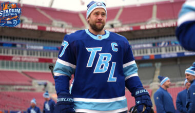 Hedman expected to return from elbow injury for Lightning at Stadium Series